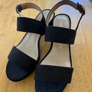 Anne Klein, black 2"  heels, brand new, size 7M